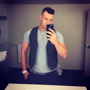 Meet your Posher, Jonny